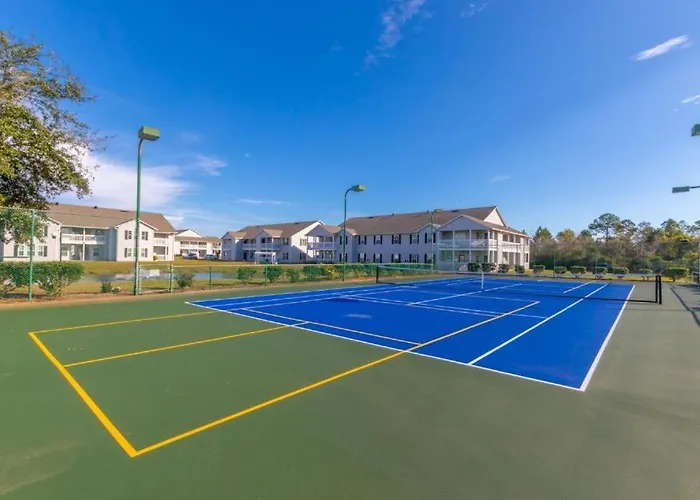Charming With Luxe Amenities Less Than 10 Minutes From The